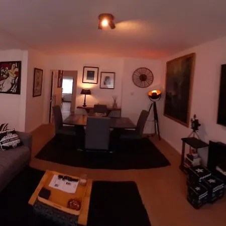 Apartament Little Hollywood